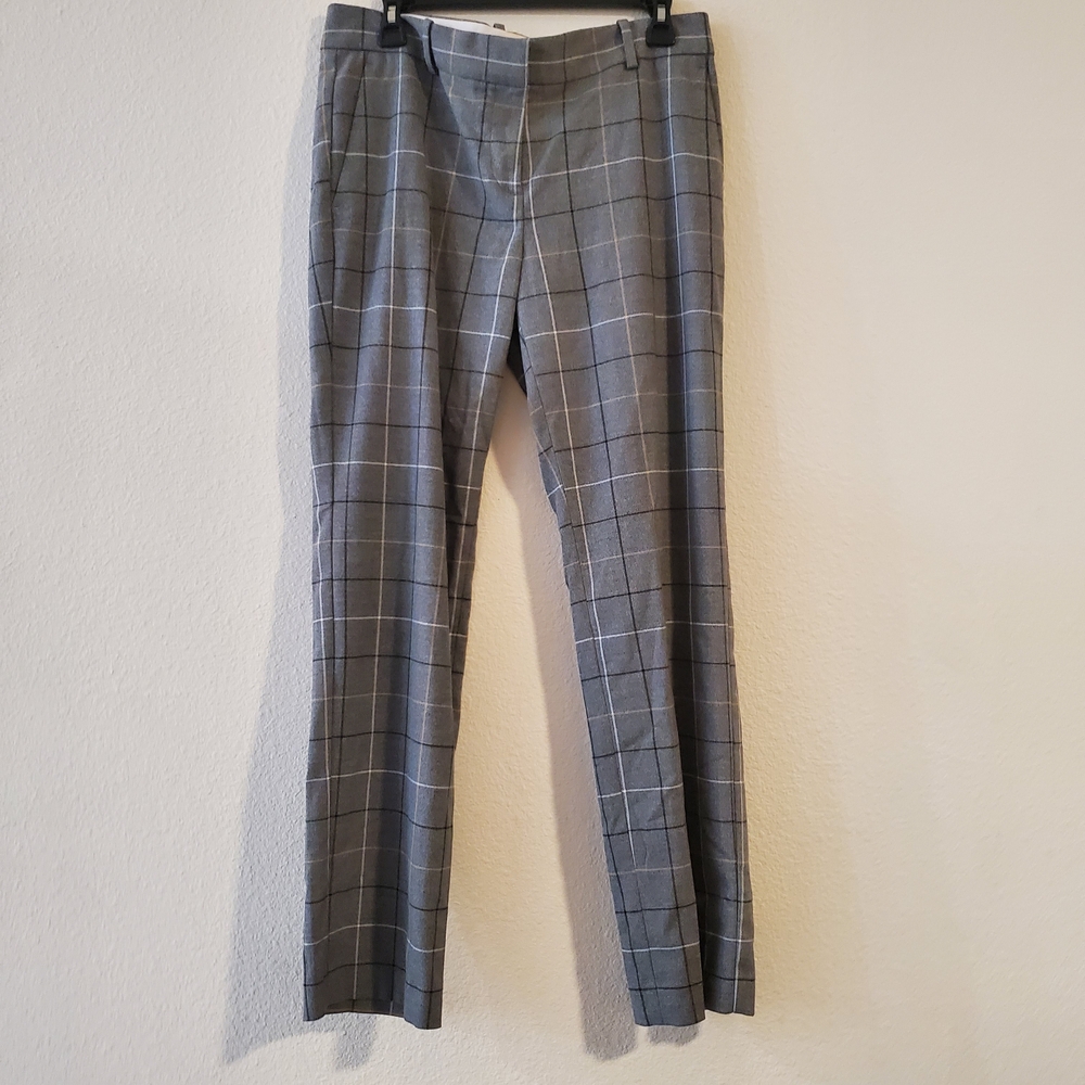 Ann Taylor Black and White Garment Size 8